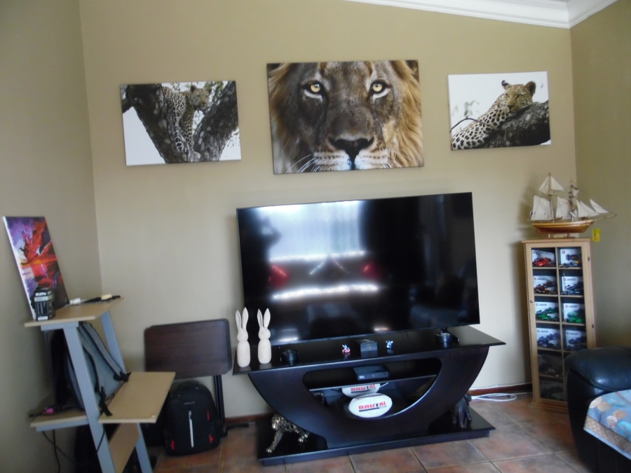 5 Bedroom Property for Sale in Doorn Free State